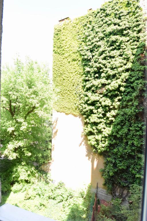 Standard Apartment By Hi5 - Close To Buda Castle Budapest Luaran gambar